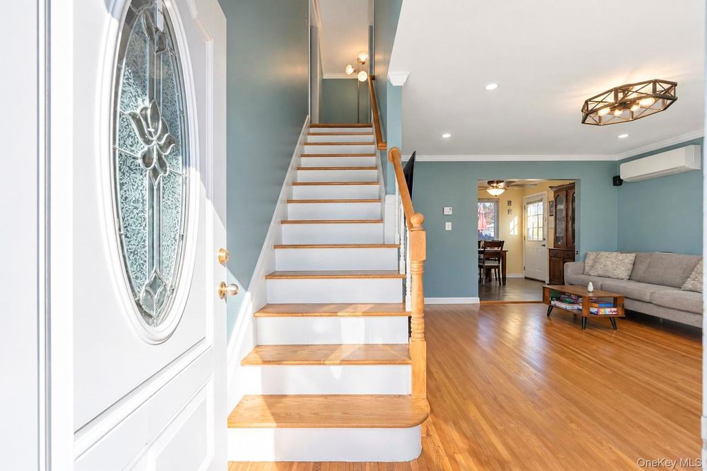 33 Nims Avenue, West Babylon, NY 11704 — photo 3