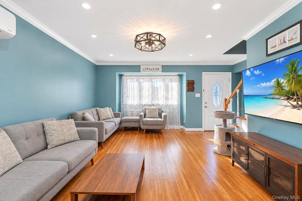 33 Nims Avenue, West Babylon, NY 11704 — photo 5