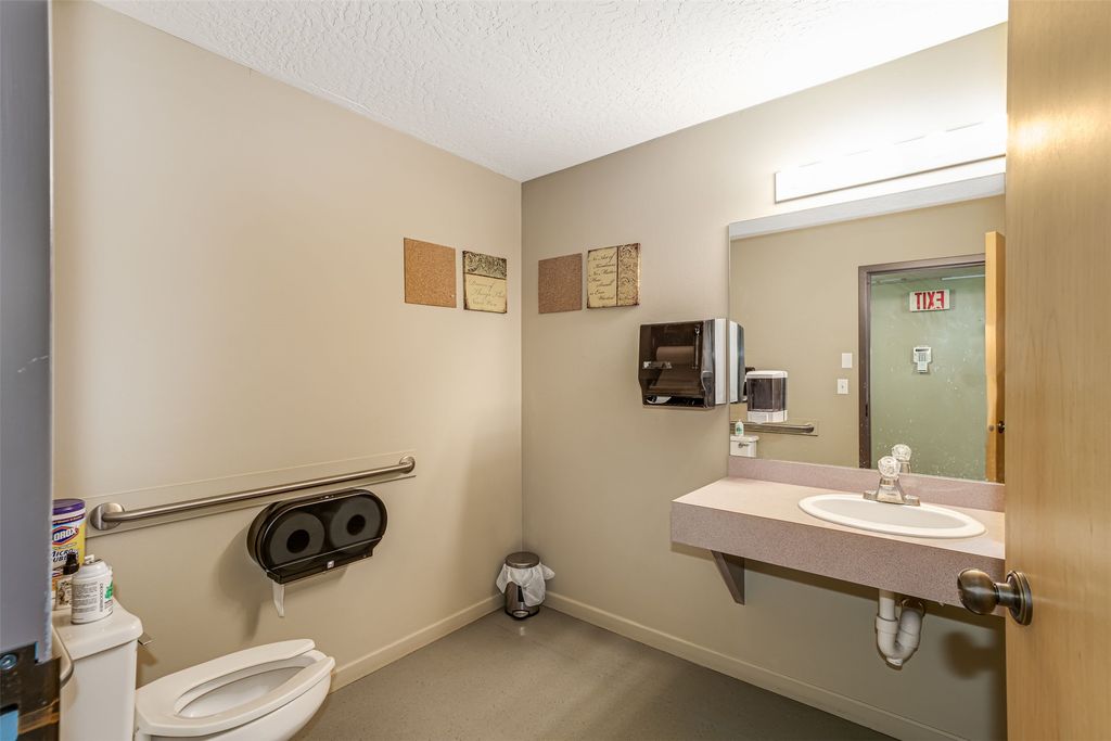 110 Main Street, Polson, MT 59860 photo 25