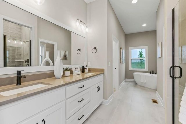 16980 S Bradley Drive, Olathe, KS 66062