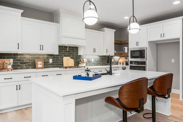 16980 S Bradley Drive, Olathe, KS 66062