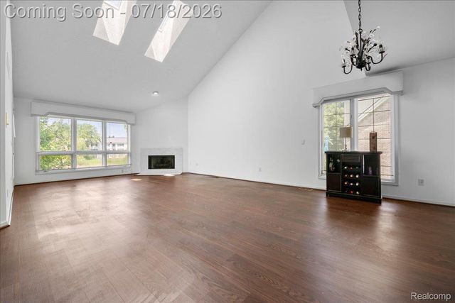 24533 Martel Drive, Farmington Hills, MI 48335