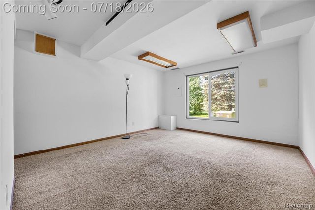 24533 Martel Drive, Farmington Hills, MI 48335