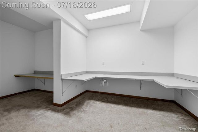24533 Martel Drive, Farmington Hills, MI 48335