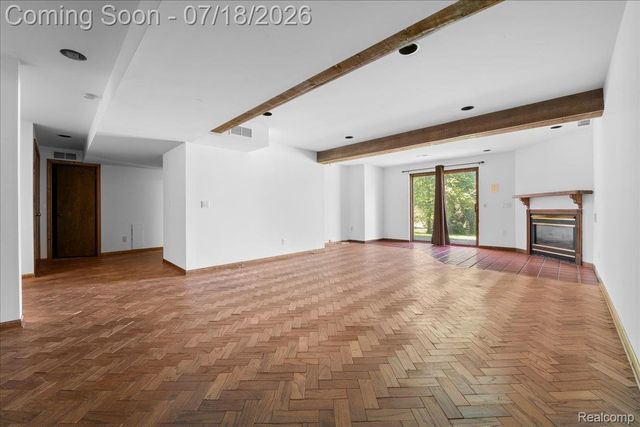 24533 Martel Drive, Farmington Hills, MI 48335