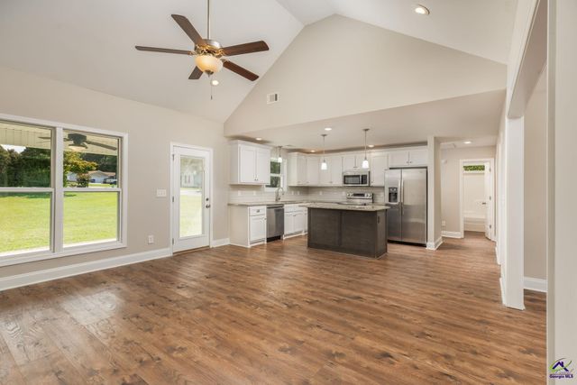 200 Morning Dove Lane, Warner Robins, GA 31088