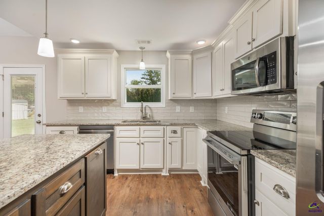 200 Morning Dove Lane, Warner Robins, GA 31088