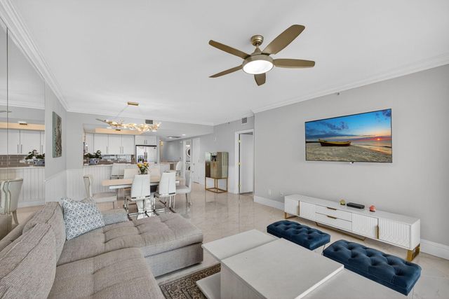 2650 Lake Shore 2303, Riviera Beach, FL 33404