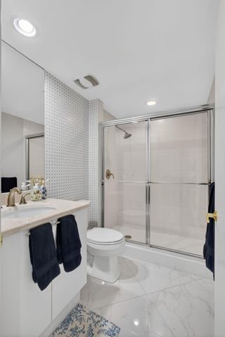 2650 Lake Shore 2303, Riviera Beach, FL 33404