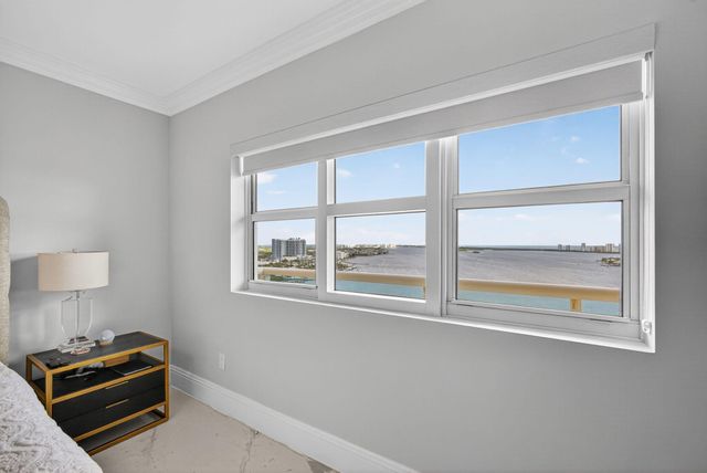 2650 Lake Shore 2303, Riviera Beach, FL 33404