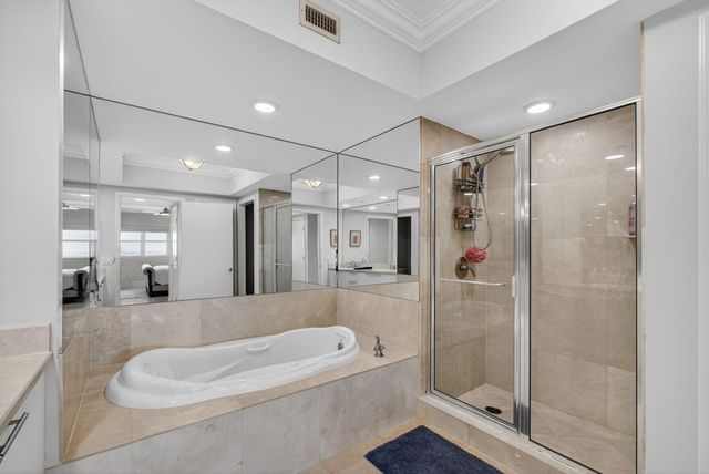 2650 Lake Shore 2303, Riviera Beach, FL 33404