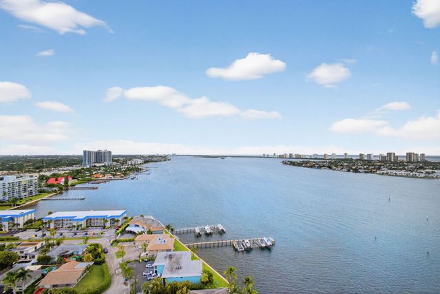 2650 Lake Shore 2303, Riviera Beach, FL 33404