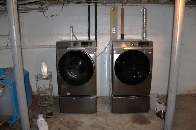 18 Knollwood Rd, Tewksbury, MA 01876