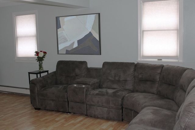 18 Knollwood Rd, Tewksbury, MA 01876