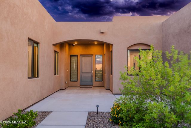 12420 N Carpas Wash Drive, Marana, AZ 85658