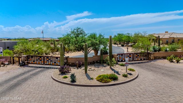 12420 N Carpas Wash Drive, Marana, AZ 85658