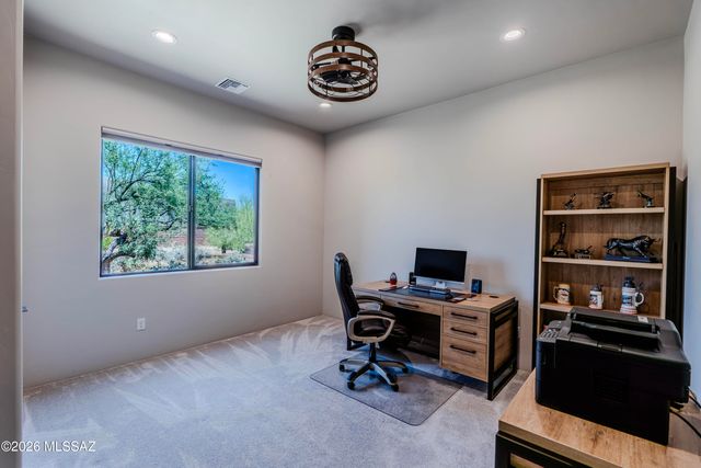 12420 N Carpas Wash Drive, Marana, AZ 85658