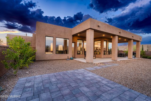 12420 N Carpas Wash Drive, Marana, AZ 85658