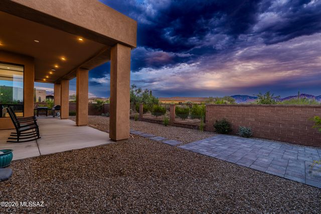 12420 N Carpas Wash Drive, Marana, AZ 85658