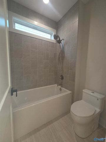 2909 9th Avenue, Huntsville, AL 35805