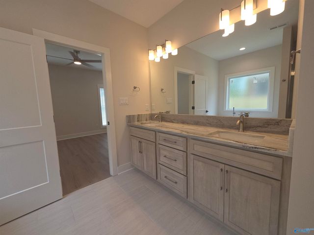 2909 9th Avenue, Huntsville, AL 35805