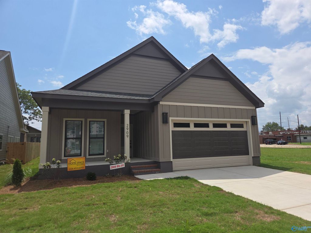 2909 9th Avenue, Huntsville, AL 35805