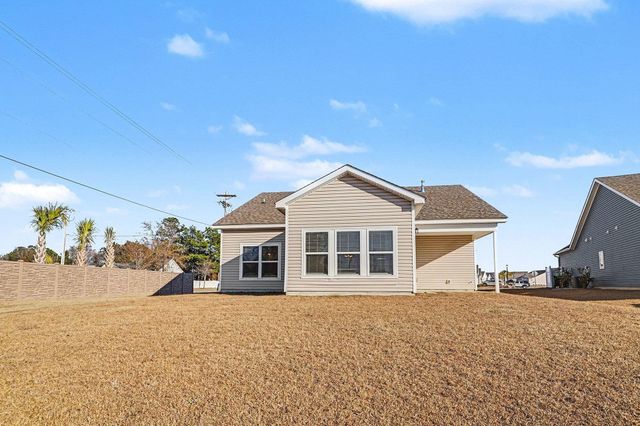 863 Spindel Dr., Myrtle Beach, SC 29588