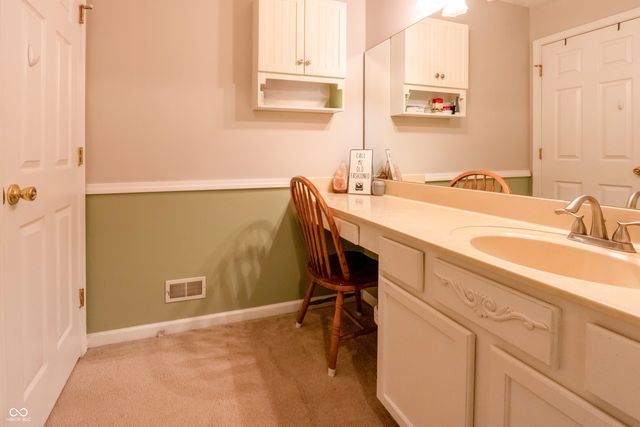 1024 S Montgomery Drive, Greenwood, IN 46143