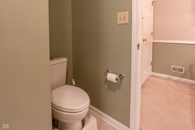 1024 S Montgomery Drive, Greenwood, IN 46143