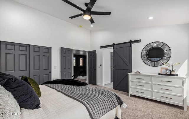 4233 E RAVEN Road, Phoenix, AZ 85044