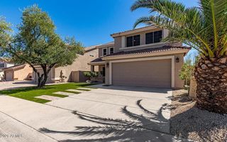 4233 E RAVEN Road, Phoenix, AZ 85044