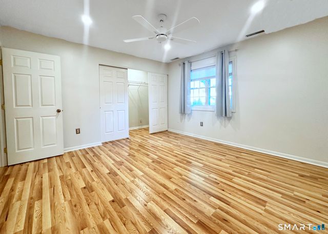 153 Penn Common 153, Milford, CT 06460