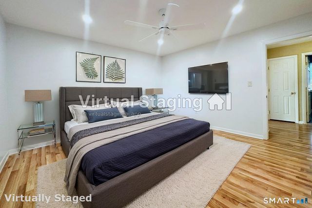 153 Penn Common 153, Milford, CT 06460
