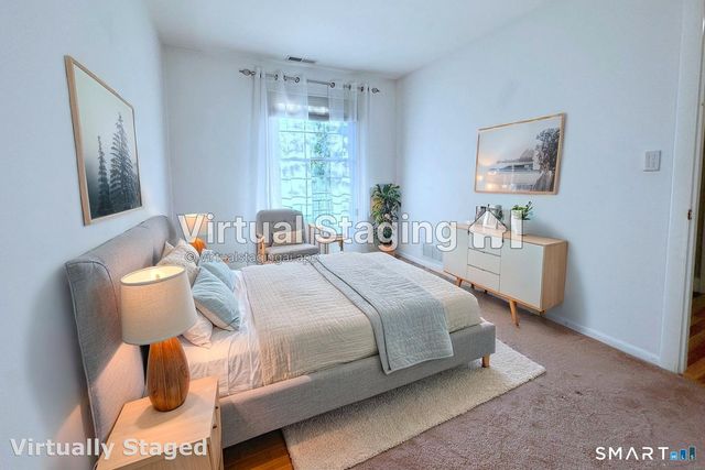 153 Penn Common 153, Milford, CT 06460