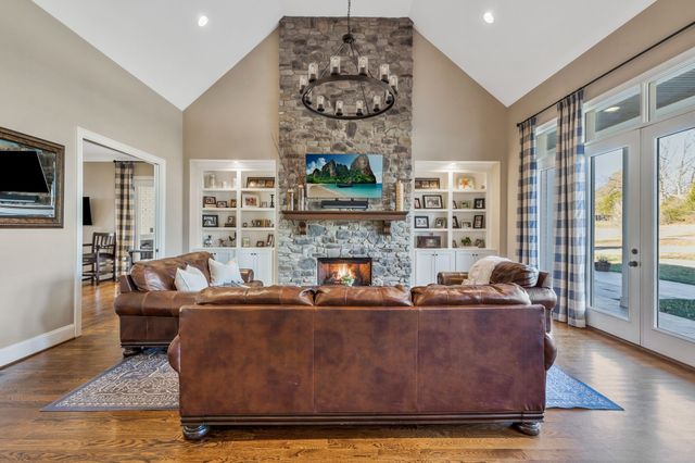 7108 Mason Grove Ct, College Grove, TN 37046