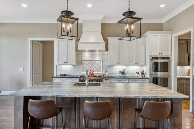 7108 Mason Grove Ct, College Grove, TN 37046