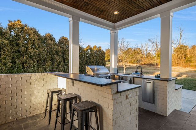 7108 Mason Grove Ct, College Grove, TN 37046