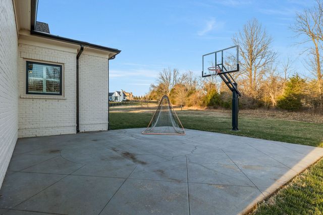 7108 Mason Grove Ct, College Grove, TN 37046