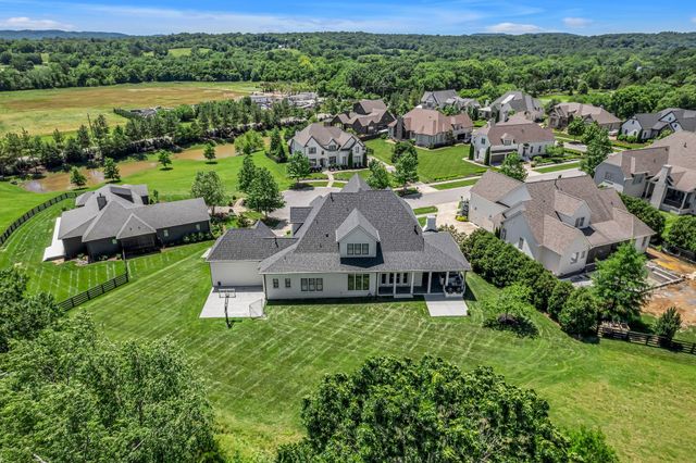 7108 Mason Grove Ct, College Grove, TN 37046