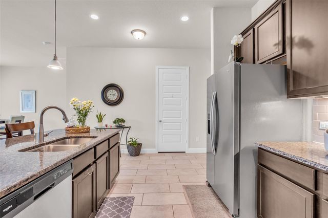 10082 Black Maple Drive, Conroe, TX 77385