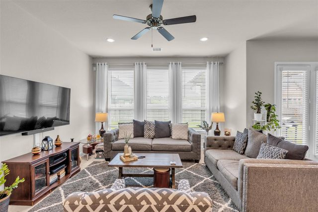 10082 Black Maple Drive, Conroe, TX 77385