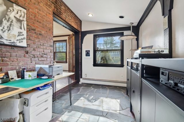 9 Dogwood Rd, West Orange Twp., NJ 07052