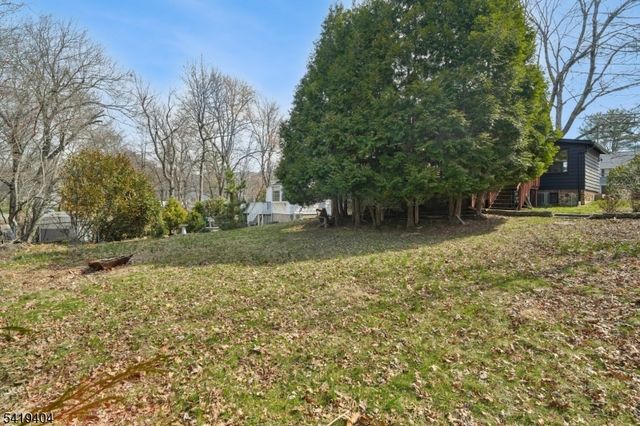 9 Dogwood Rd, West Orange Twp., NJ 07052