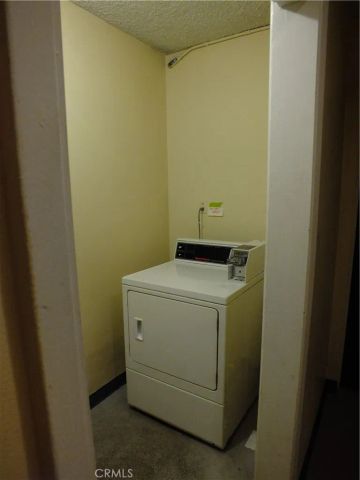 5339 Newcastle Avenue 103, Encino, CA 91316