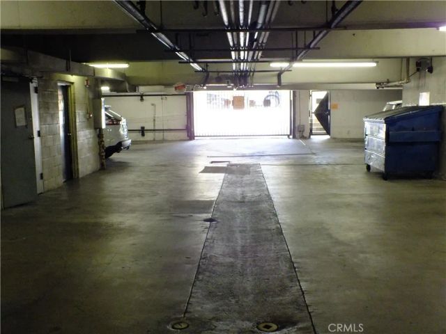 5339 Newcastle Avenue 103, Encino, CA 91316