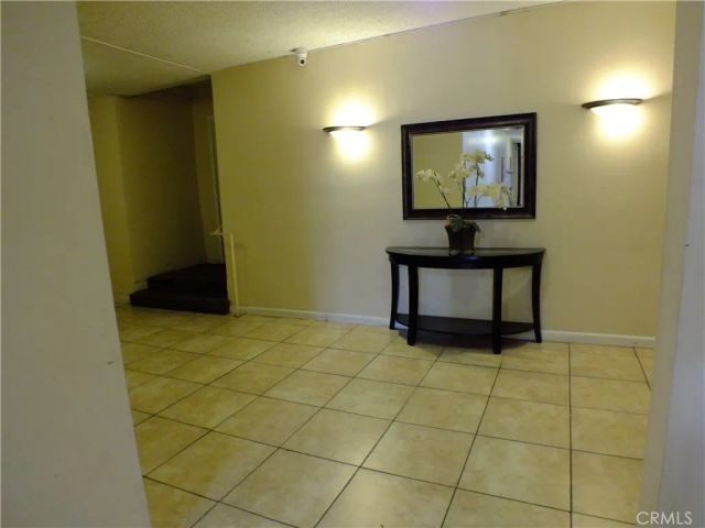 5339 Newcastle Avenue 103, Encino, CA 91316