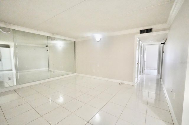 4718 CHRISTA COURT 317, Tampa, FL 33614