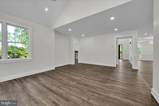 505 S HEILBRON DR, Media, PA 19063