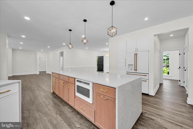 505 S HEILBRON DR, Media, PA 19063
