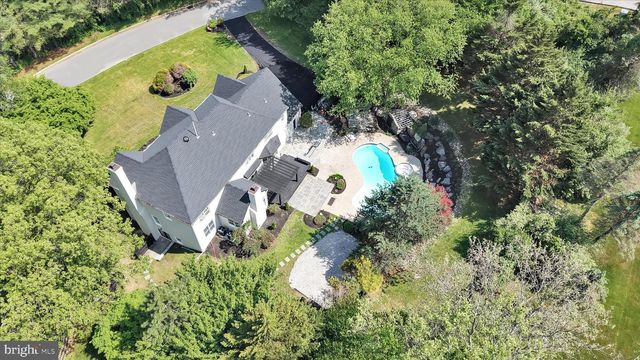 505 S HEILBRON DR, Media, PA 19063